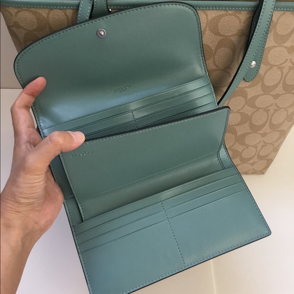 🍀Coach Set🍀 - Picture 3 of 8